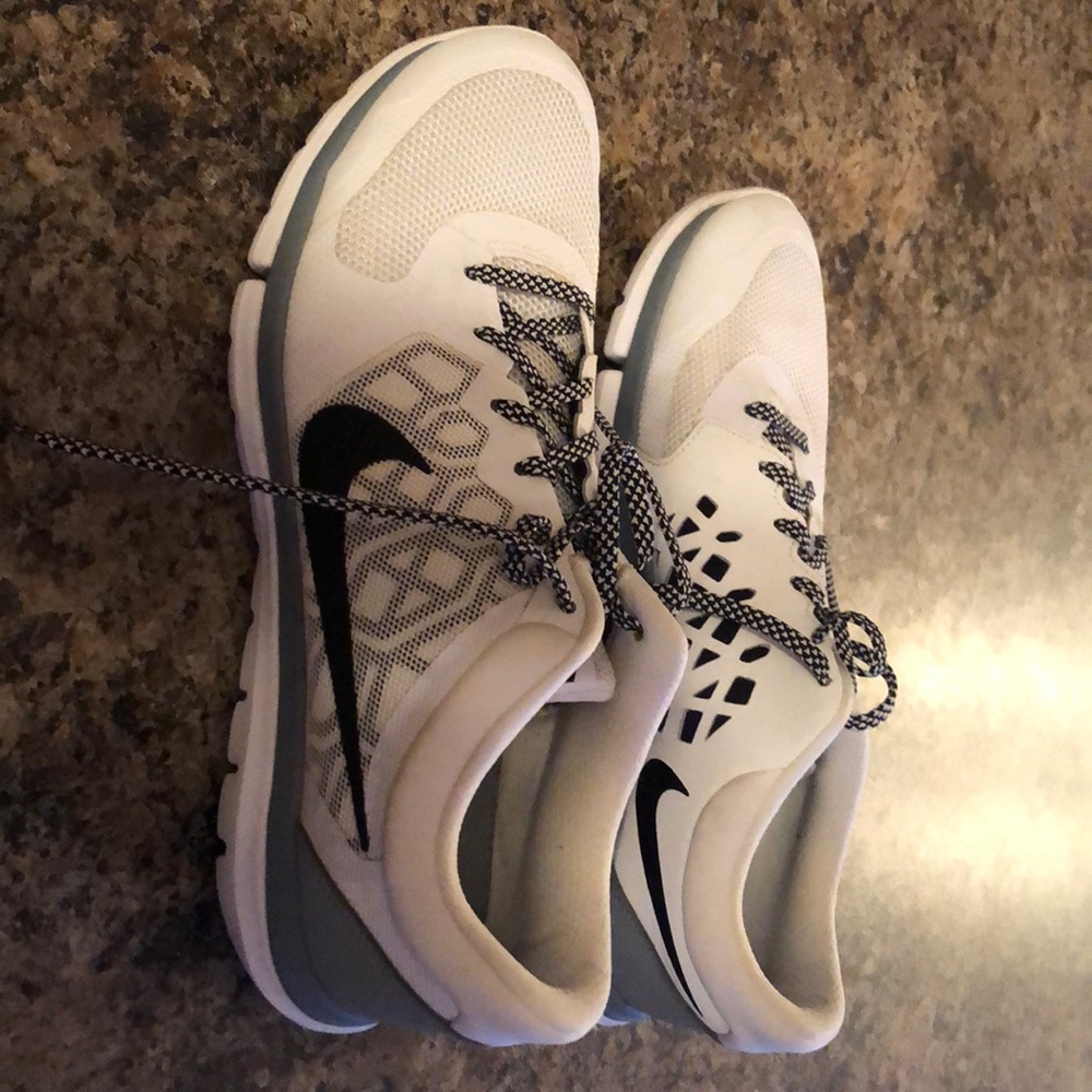 Women’s Nike Fitsole Running Shoes Size 11